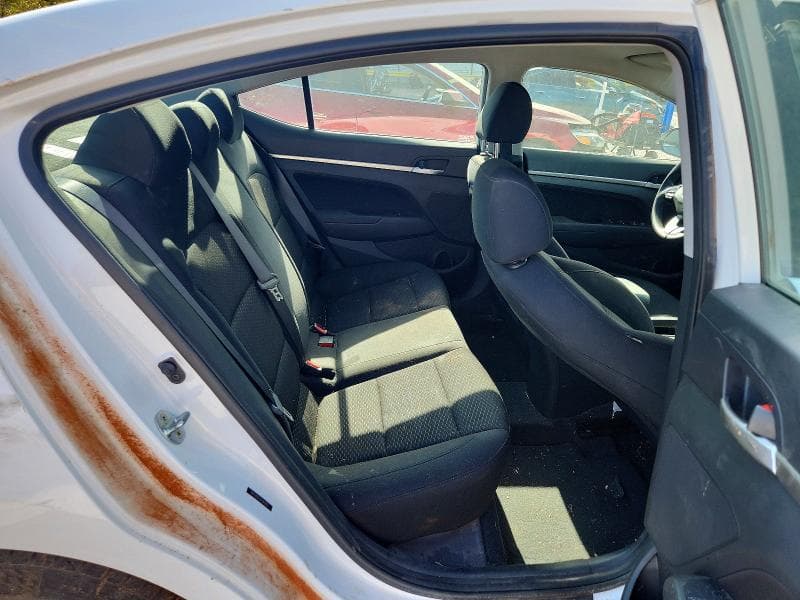 2020 HYUNDAI ELANTRA SEL 10