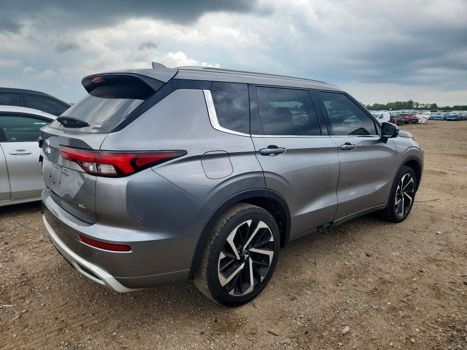 2022 MITSUBISHI OUTLANDER SEL 3
