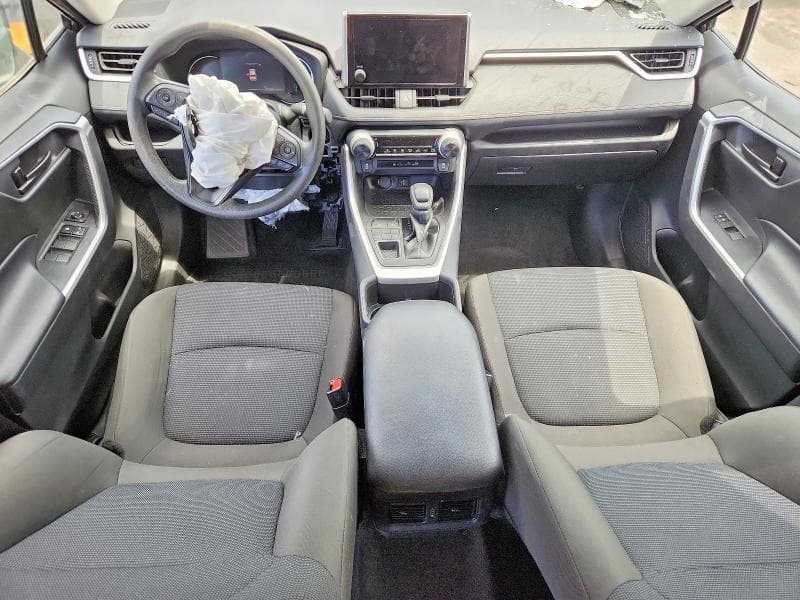 2025 TOYOTA RAV4 LE 8