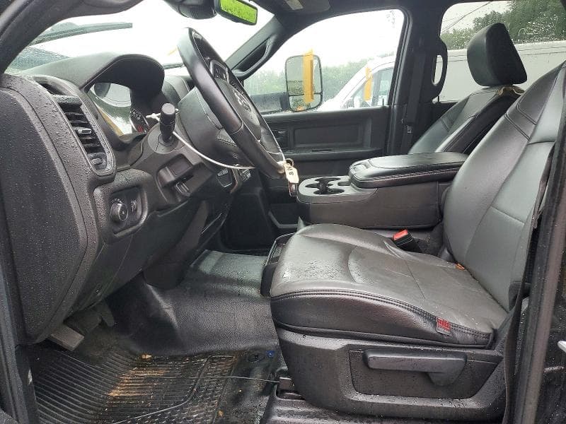 2022 RAM 3500 TRADESMAN 7