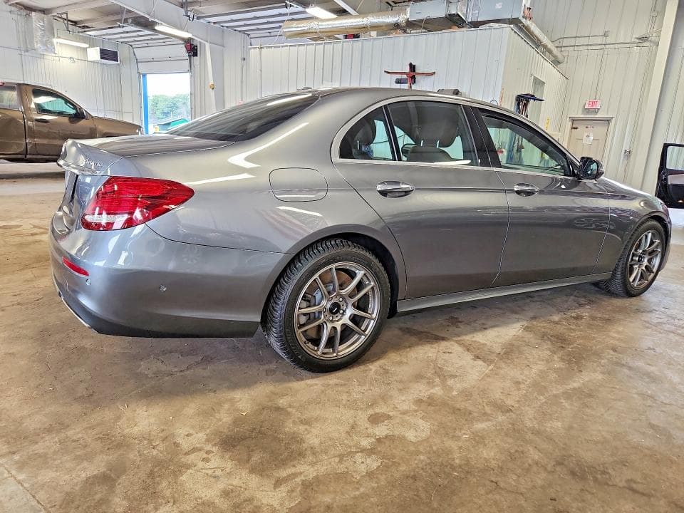 2018 MERCEDES-BENZ E 3