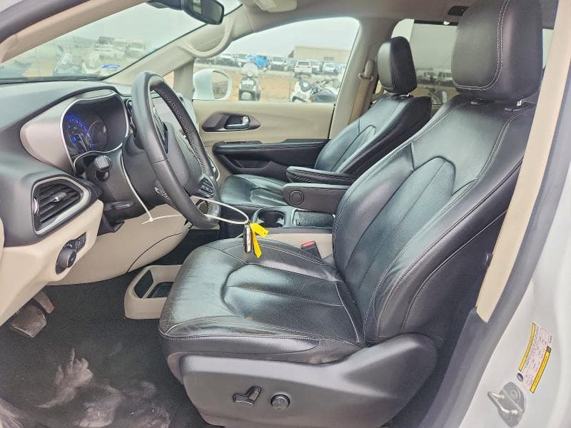 2022 CHRYSLER 200 LIMITED 4DR 7