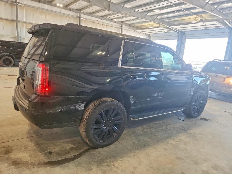 2019 GMC YUKON SLT 3