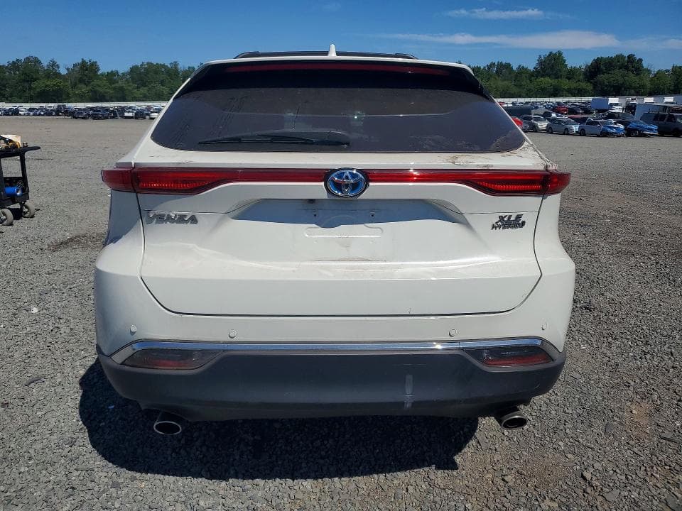2021 TOYOTA VENZA XLE 6