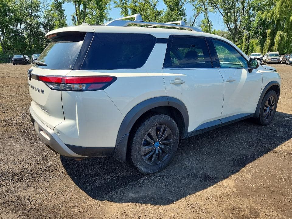 2023 NISSAN PATHFINDER SL 3