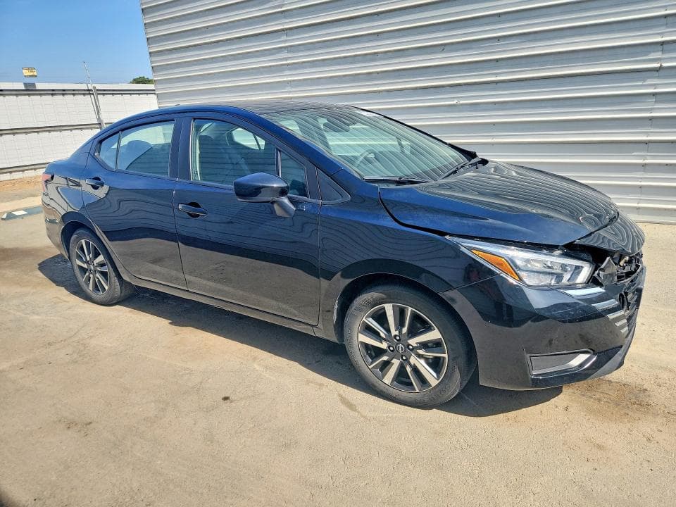 2025 NISSAN VERSA SV 4