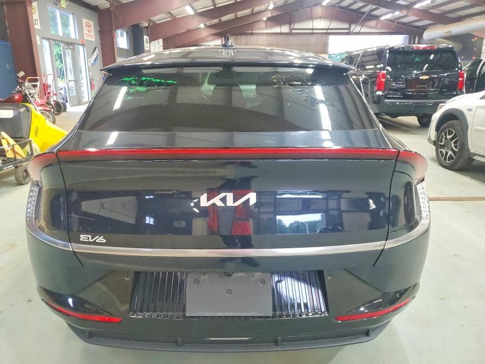 2022 KIA EV6 WIND 6