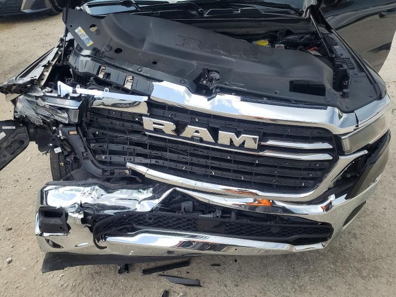 2026 RAM 1500 LARAMIE 11