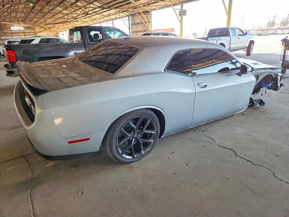 2022 DODGE CHALLENGER SXT 3