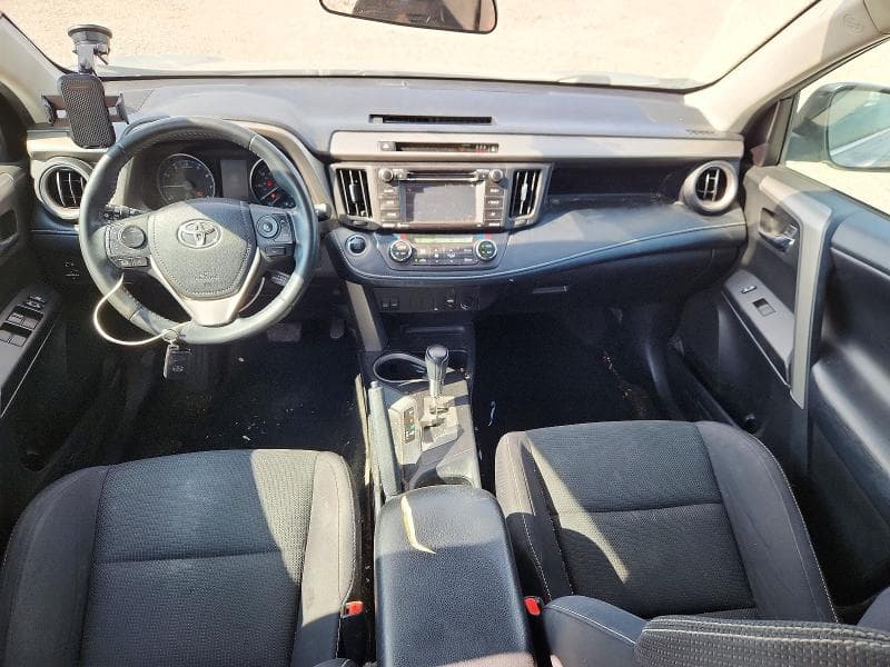 2018 TOYOTA RAV4 XLE 8