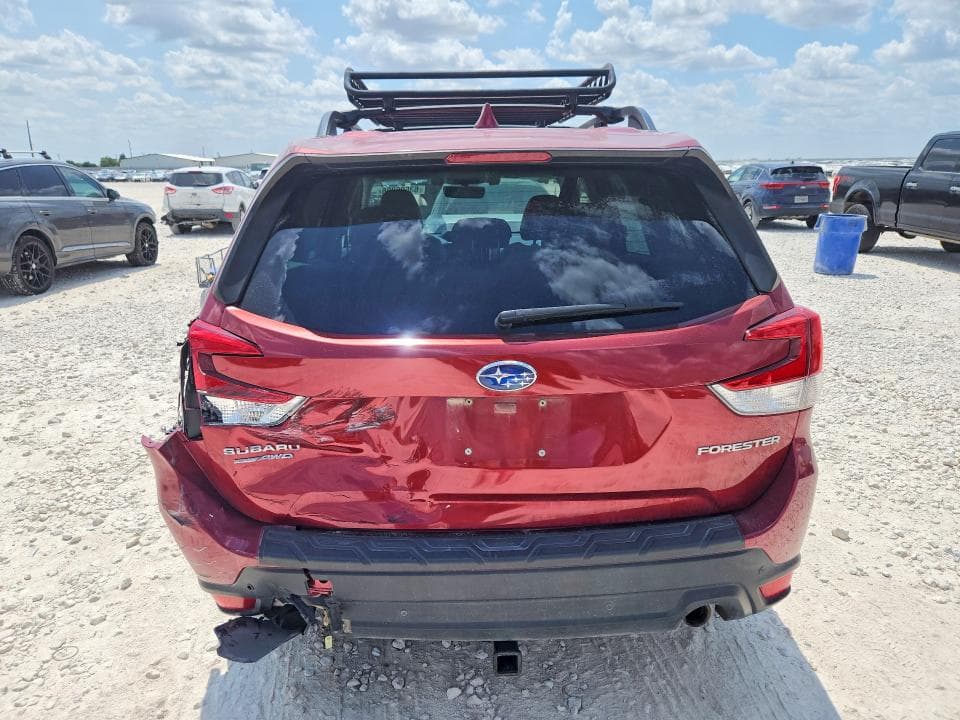 2021 SUBARU FORESTER LIMITED 6