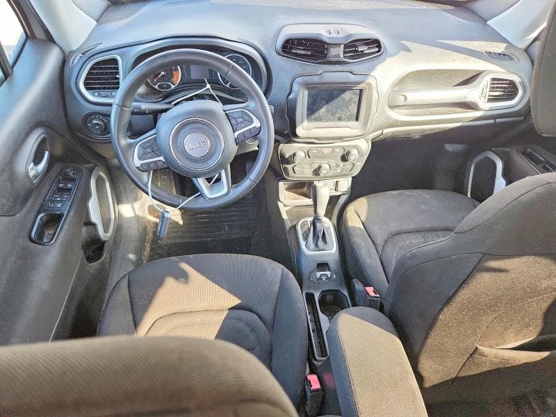 2018 JEEP RENEGADE LATITUDE 8