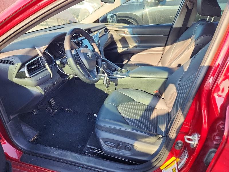 2018 TOYOTA CAMRY SE 7