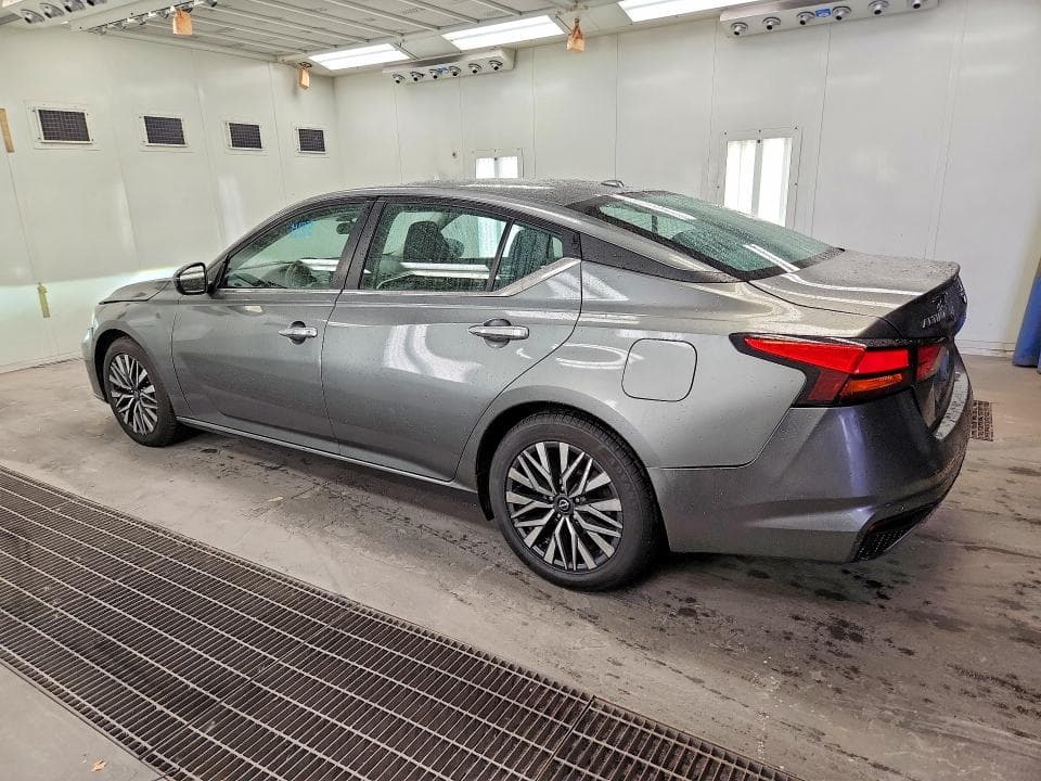 2023 NISSAN ALTIMA SV 2