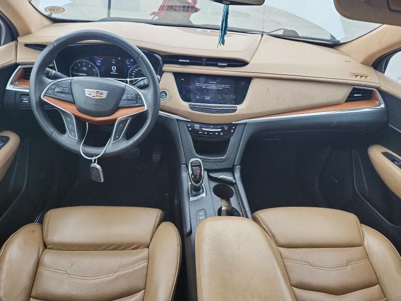 2017 CADILLAC XT5 PLATINUM 8