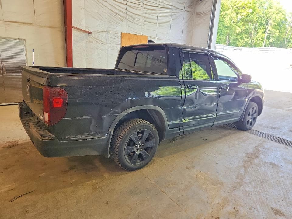 2017 HONDA RIDGELINE BLACK EDITION 3