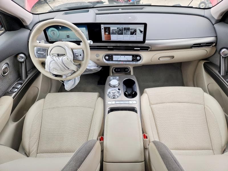 2024 GENESIS GV60 STANDARD 8