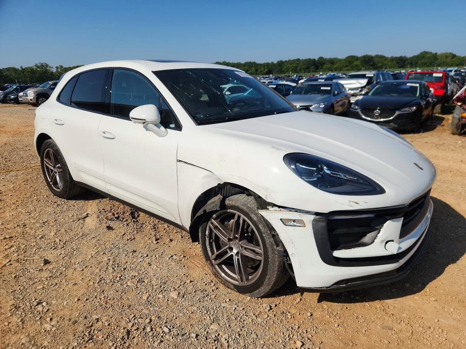 2023 PORSCHE MACAN BASE 4