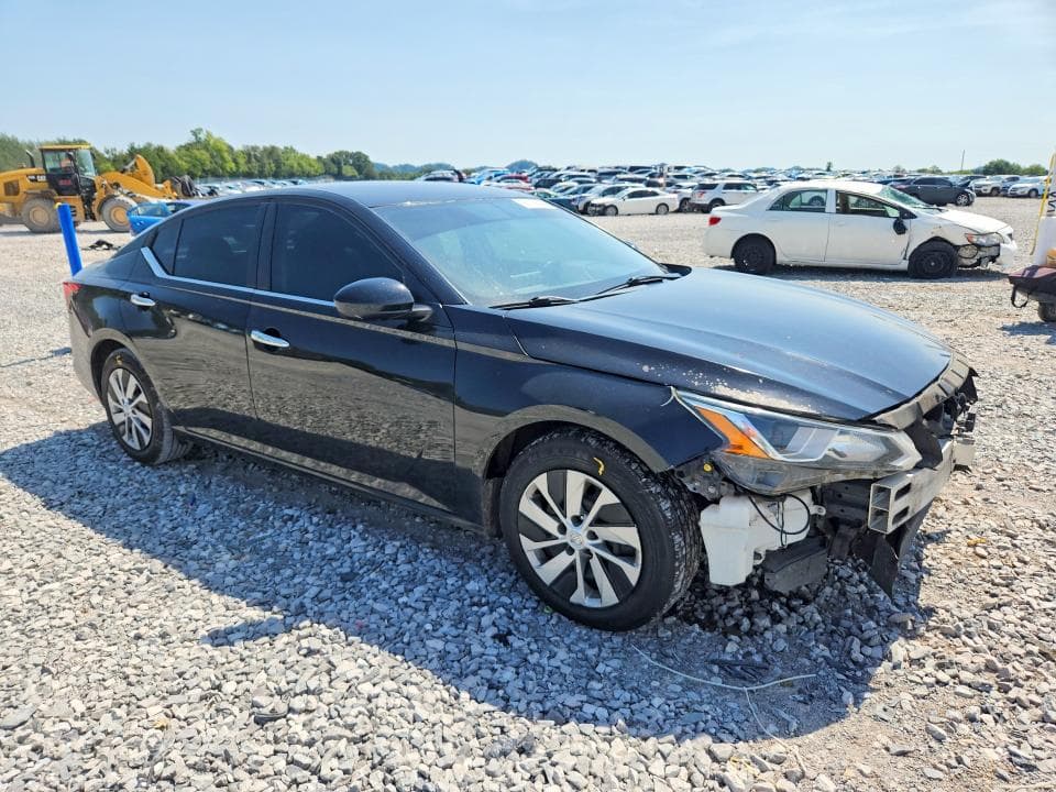 2019 NISSAN ALTIMA S 4