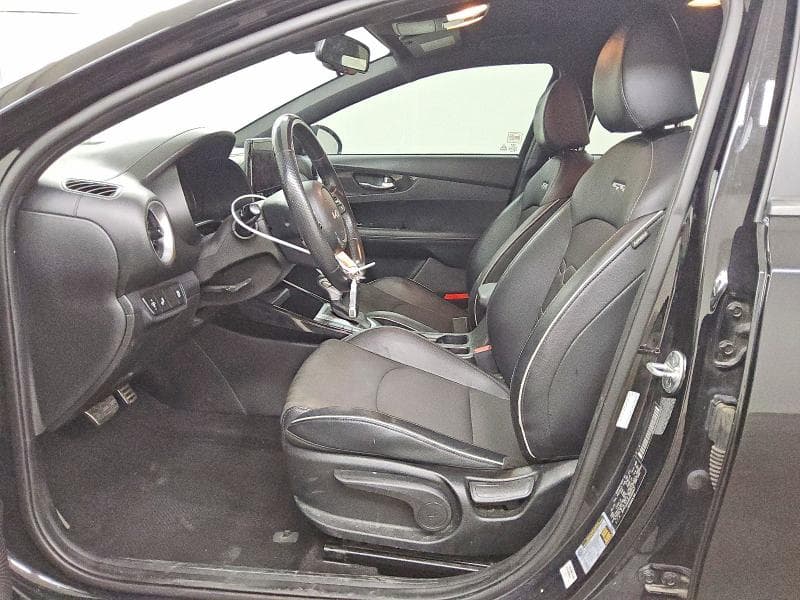 2023 KIA FORTE GT LINE 7