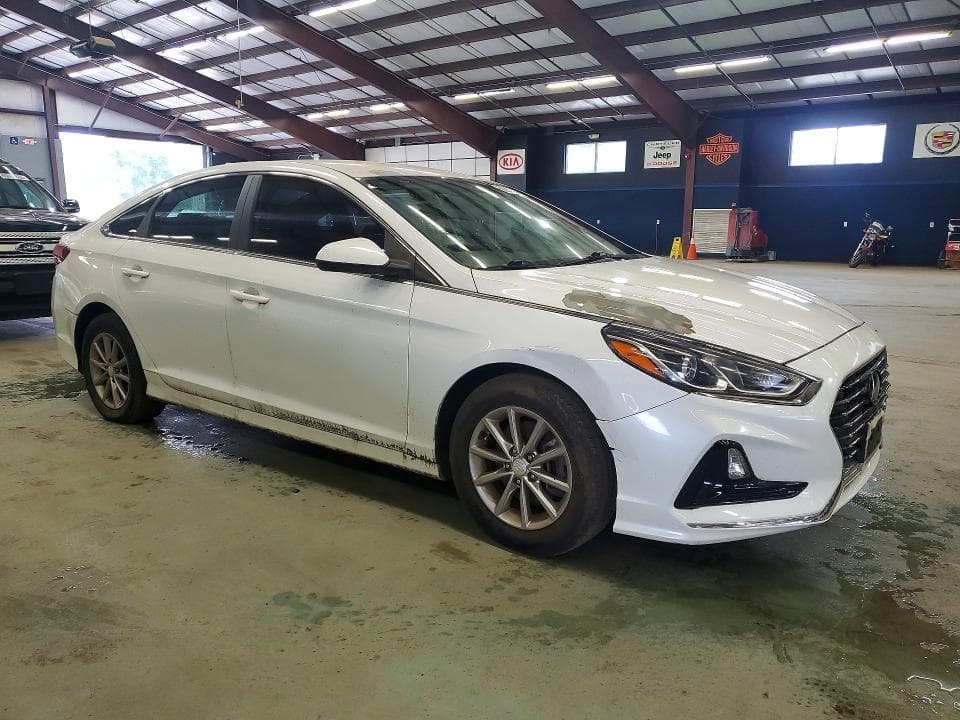 2019 HYUNDAI SONATA SE 4