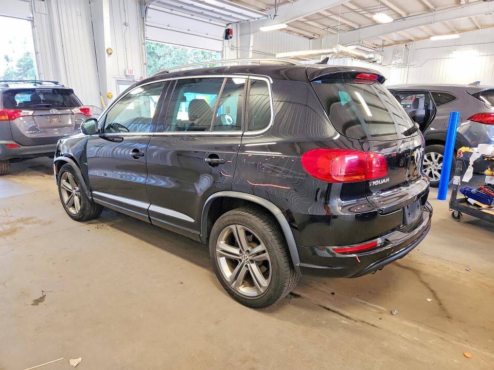 2017 VOLKSWAGEN TIGUAN SPORT 2