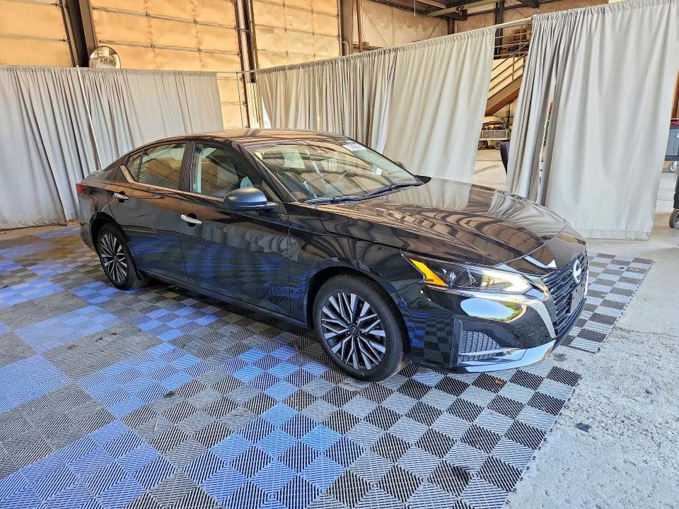 2025 NISSAN ALTIMA SV 4