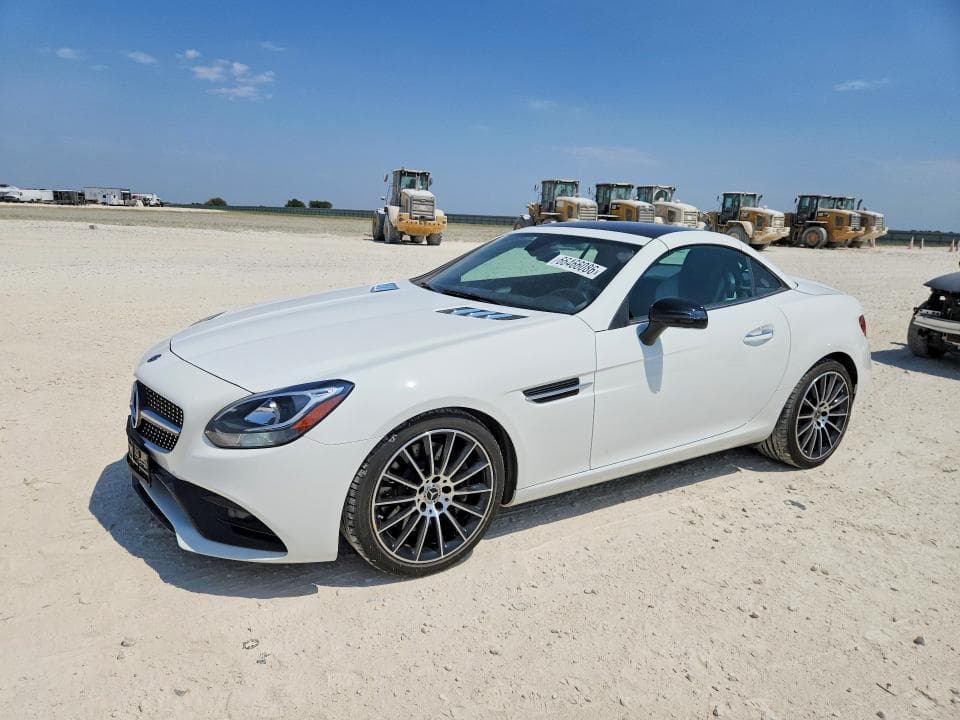2019 MERCEDES-BENZ SLC 300 - 1