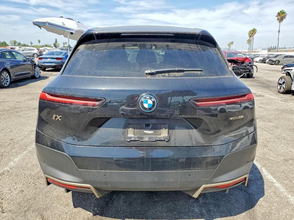 2022 BMW IX XDRIVE50 6