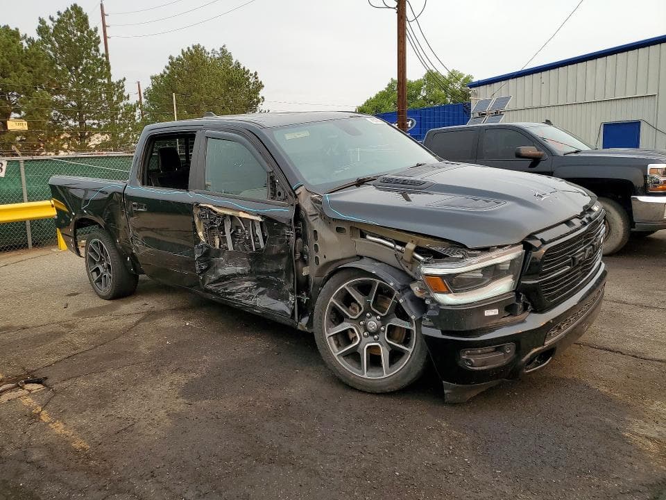 2019 RAM 1500 LARAMIE 4