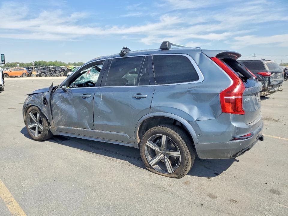 2018 VOLVO XC90 T8 2