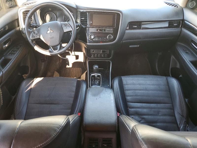 2019 MITSUBISHI OUTLANDER SE 8