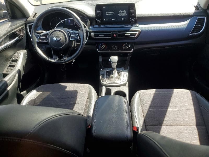 2021 KIA SELTOS S 8