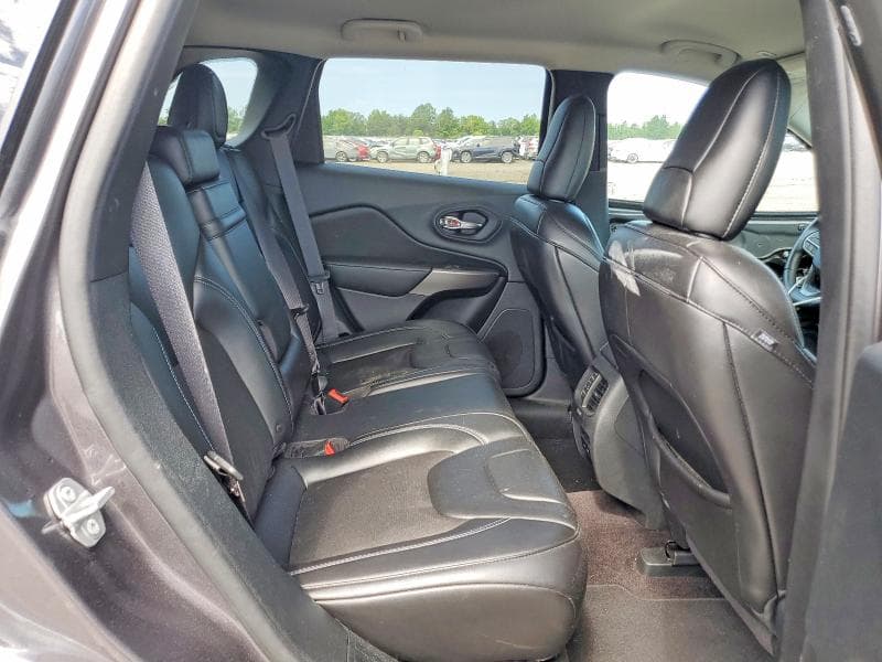 2019 JEEP CHEROKEE LATITUDE PLUS 11