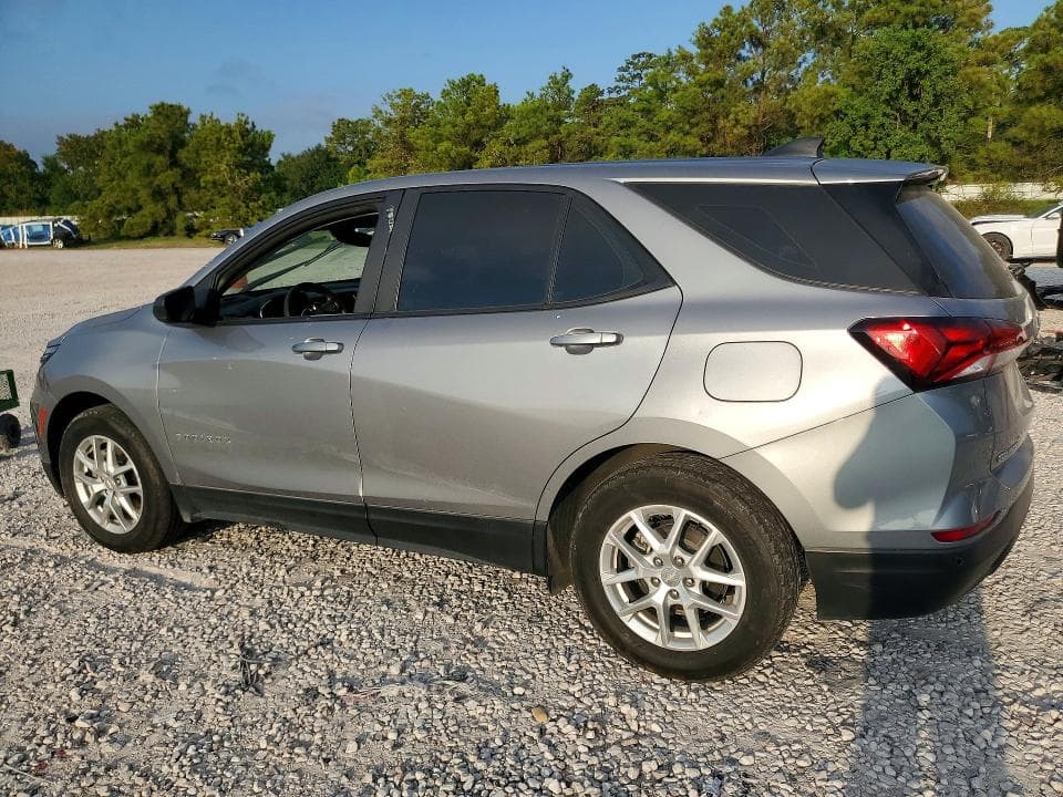 2023 CHEVROLET EQUINOX LS 2