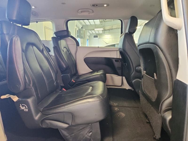 2019 CHRYSLER PACIFICA TOURING L 11