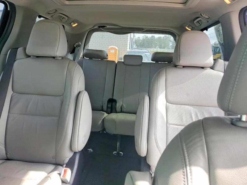 2018 TOYOTA SIENNA LIMITED PREMIUM 7-PASSENGER 10