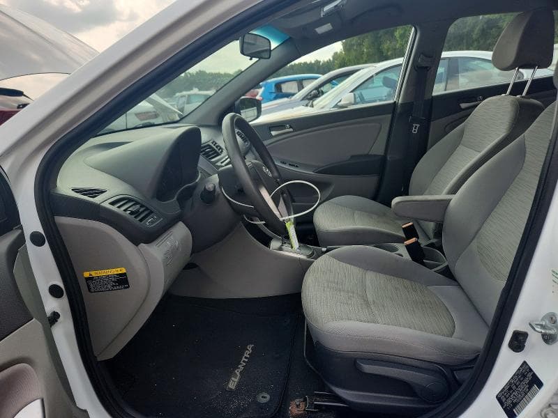2017 HYUNDAI ACCENT SE 7