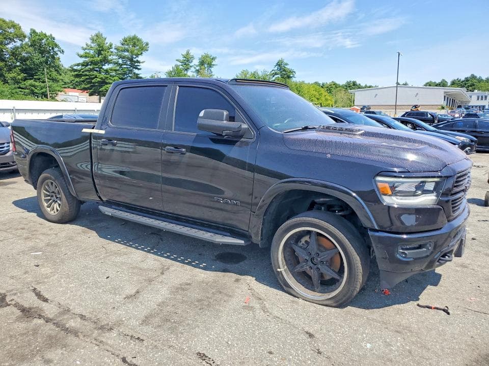 2019 RAM 1500 LARAMIE 4