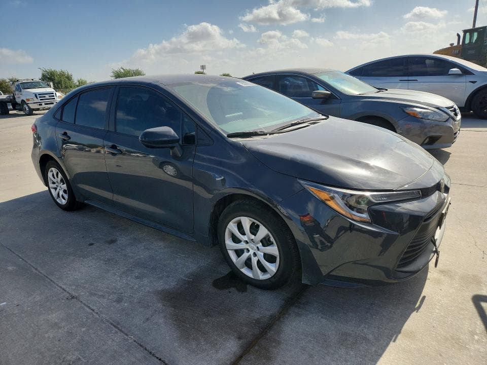 2025 TOYOTA COROLLA LE 4