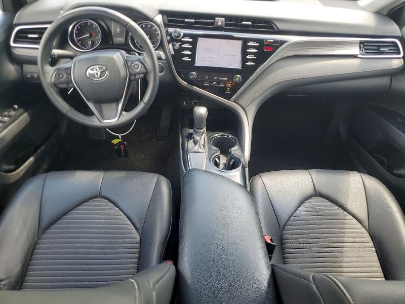 2018 TOYOTA CAMRY SE 8