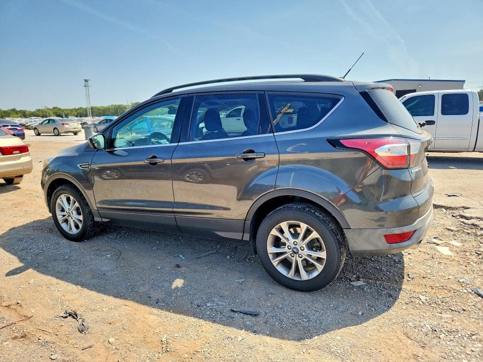 2018 FORD ESCAPE SE 2