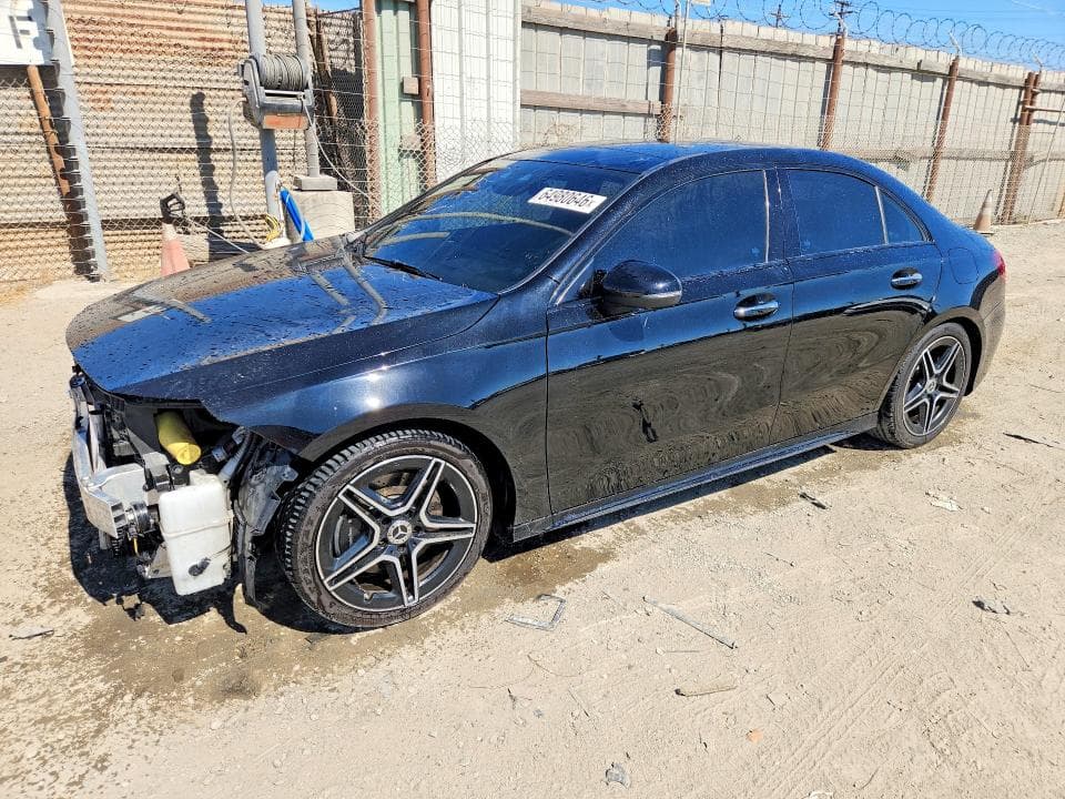 2019 MERCEDES-BENZ A 220 4MATIC - 1