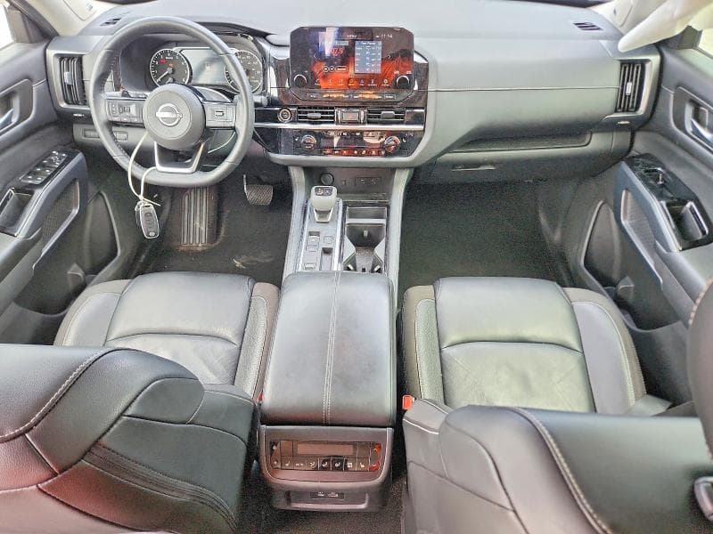 2023 NISSAN PATHFINDER SL 8