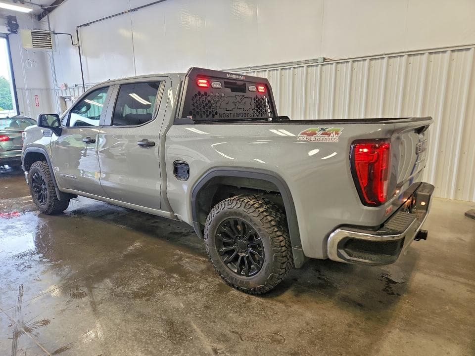 2025 GMC SIERRA K1500 2