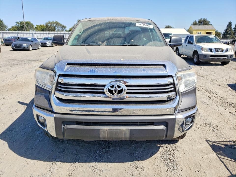 2017 TOYOTA TUNDRA SR5 5