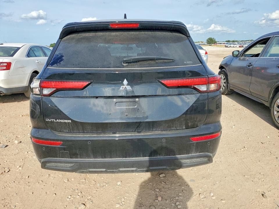 2024 MITSUBISHI OUTLANDER ES 6
