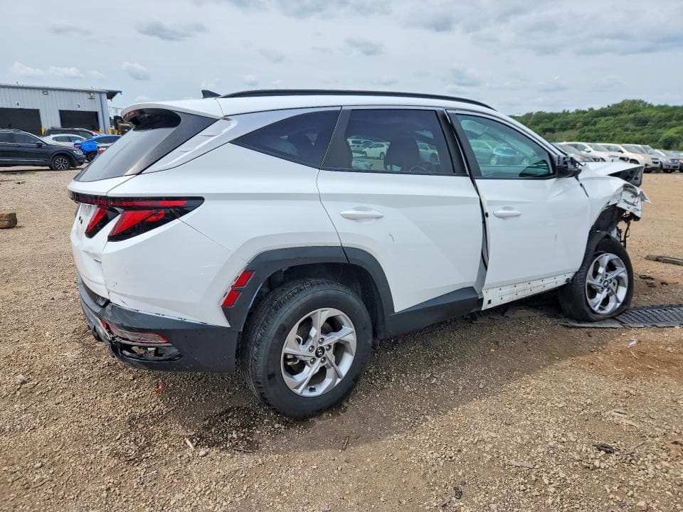 2024 HYUNDAI TUCSON SEL 3