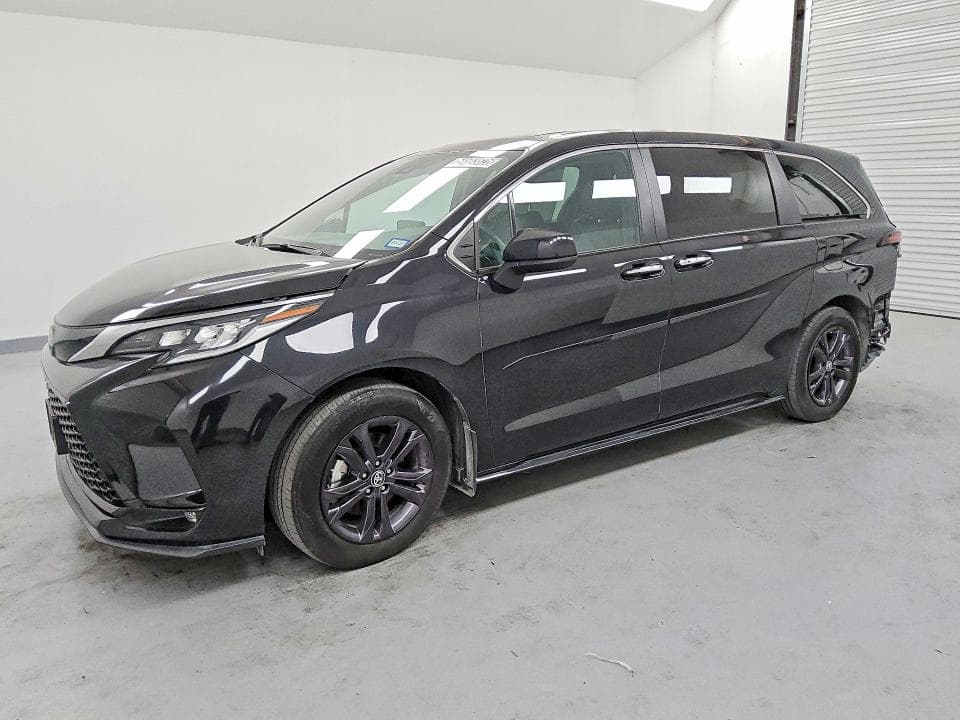 2024 TOYOTA SIENNA XSE - 1