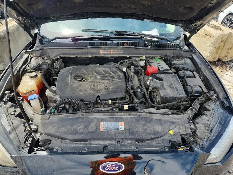 2017 FORD FUSION SE 11